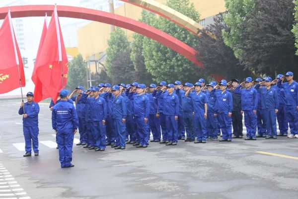 衛(wèi)輝市第一支企業(yè)民兵連成立!